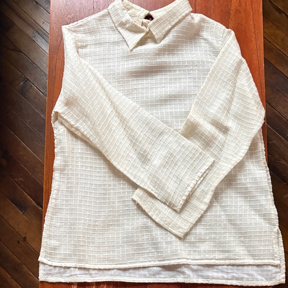 Mii Cream Textured Shirt